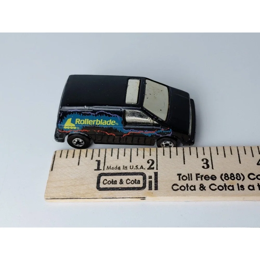 Hot Wheels Ford Aerostar Van Rollerblade Chrome Windshield 1985‎ Black Malaysia